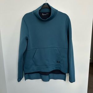 Under Armour Oversized Turtle Neck Sweatshirt. Size L.